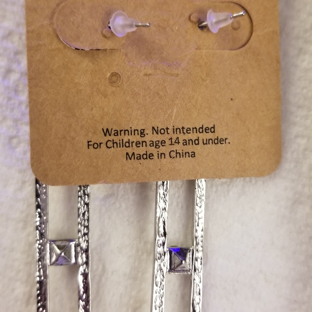 Mod earrings - Picture 3 of 3